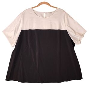 Liz Claiborne Black and White Colorblock Short Sleeve Top